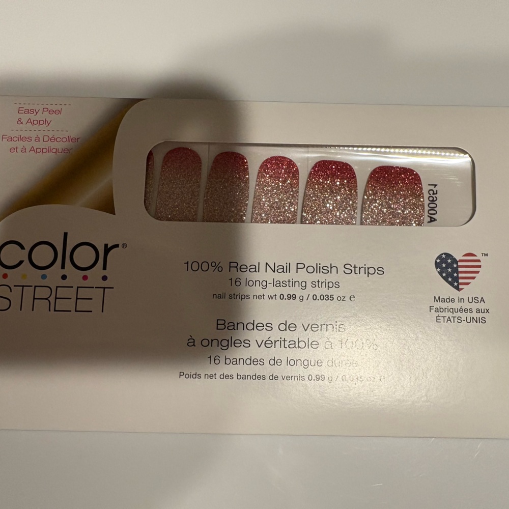 Color Street Red and Gold Nail Strips